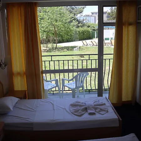 Sunny Garden - Full Board Hotell