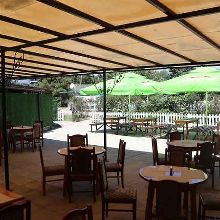 Sunny Garden - Full Board Hotell